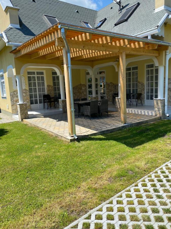 Pacsirta Apartman Lenti Esterno foto
