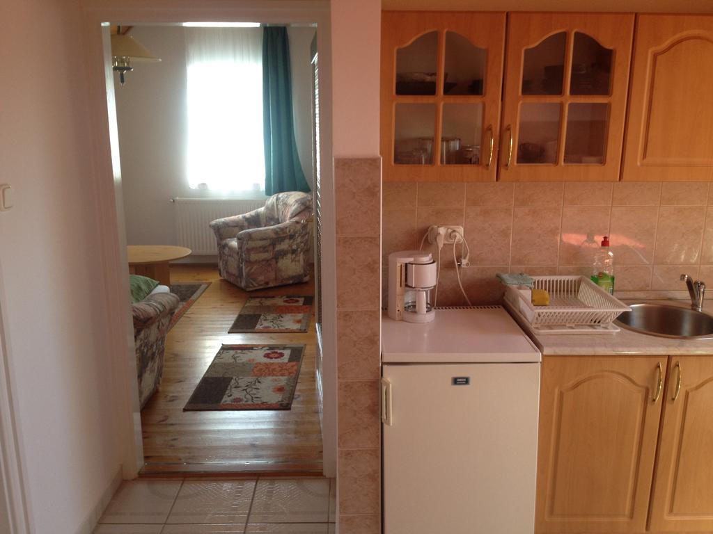 Pacsirta Apartman Lenti Esterno foto